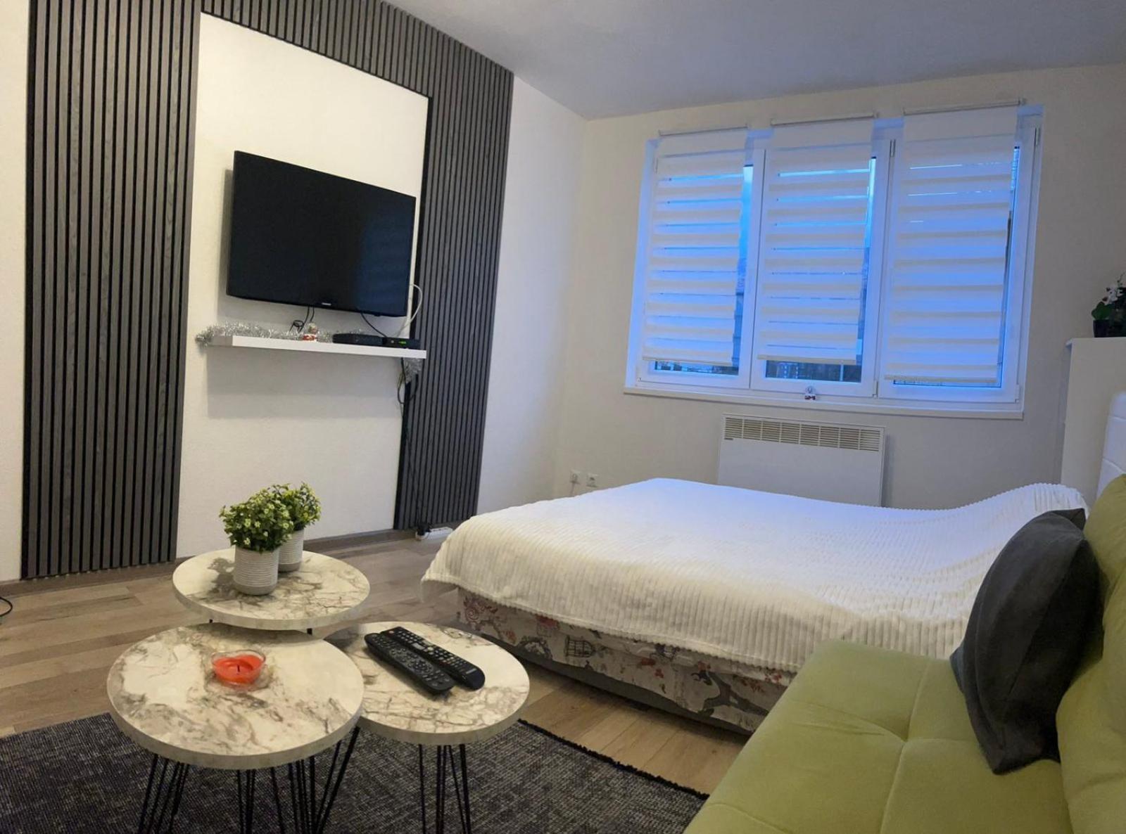 Lovely Apartment In Old Town 400M From City Center Sebilj 塞拉耶佛 外观 照片