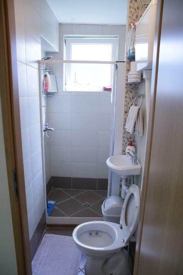 Lovely Apartment In Old Town 400M From City Center Sebilj 塞拉耶佛 外观 照片